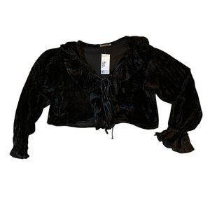 Elegant Black Crushed Velvet Cropped Pirate Blouse with Lace Up Ruffle Front NWT